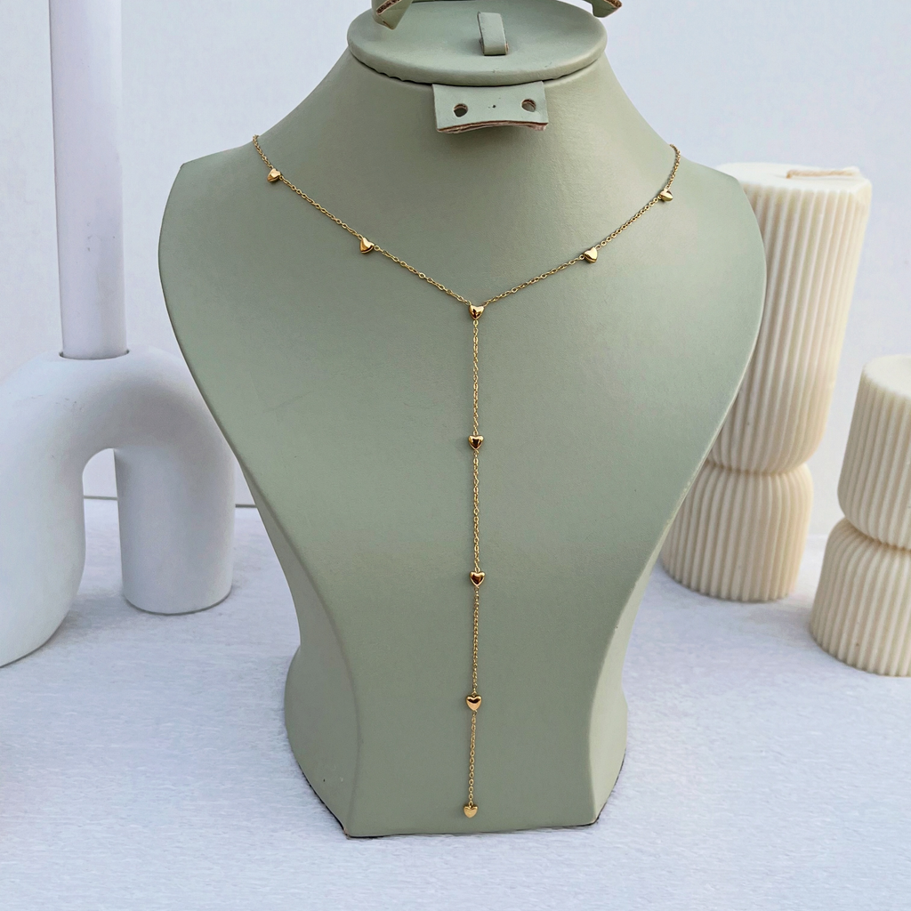 Collier fin petits cœurs