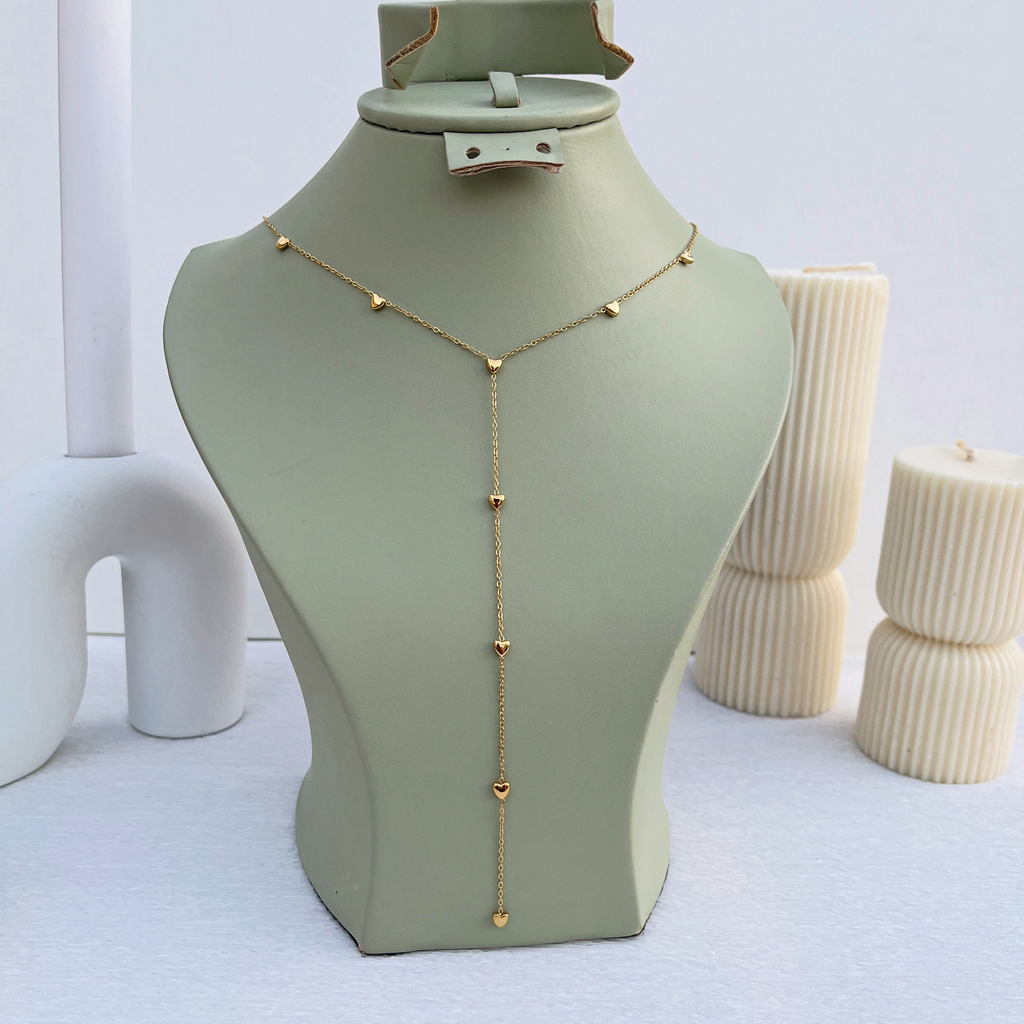 Collier fin petits cœurs