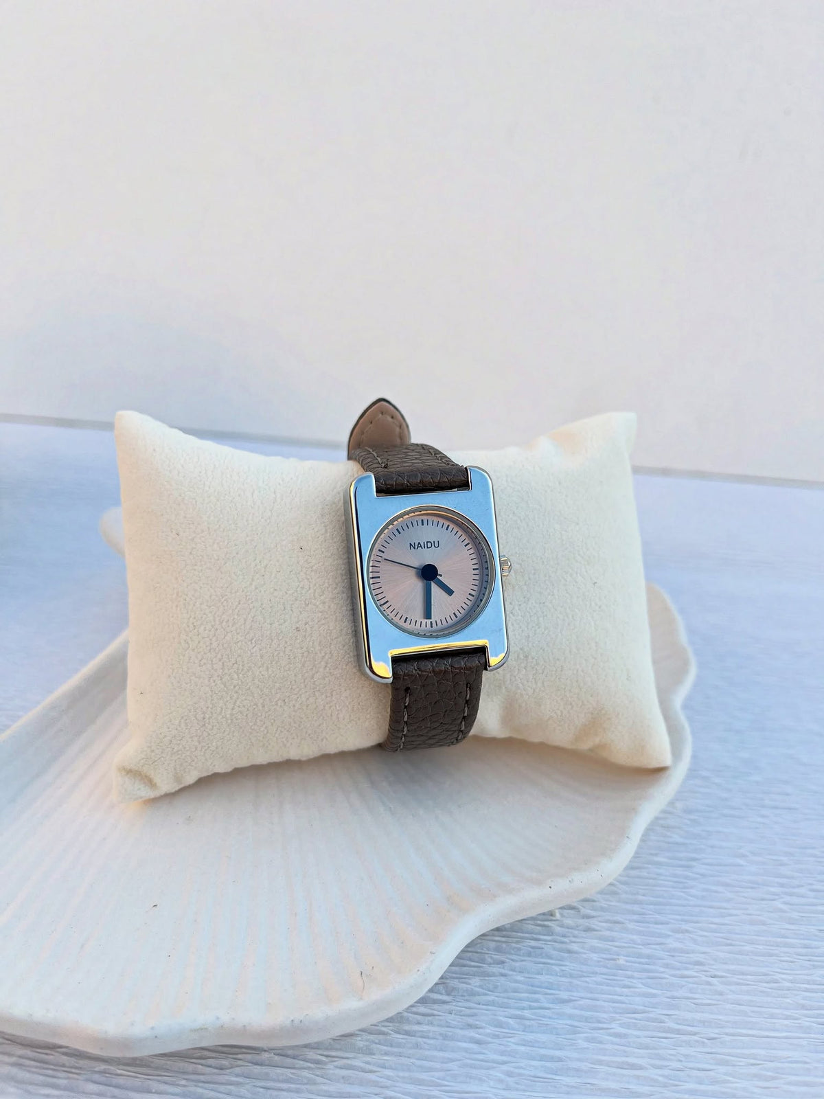 Montre NAIDU argenté Rectangular Case