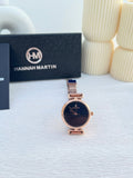 montre HANNAH MARTIN rose gold cadran rond fond noir