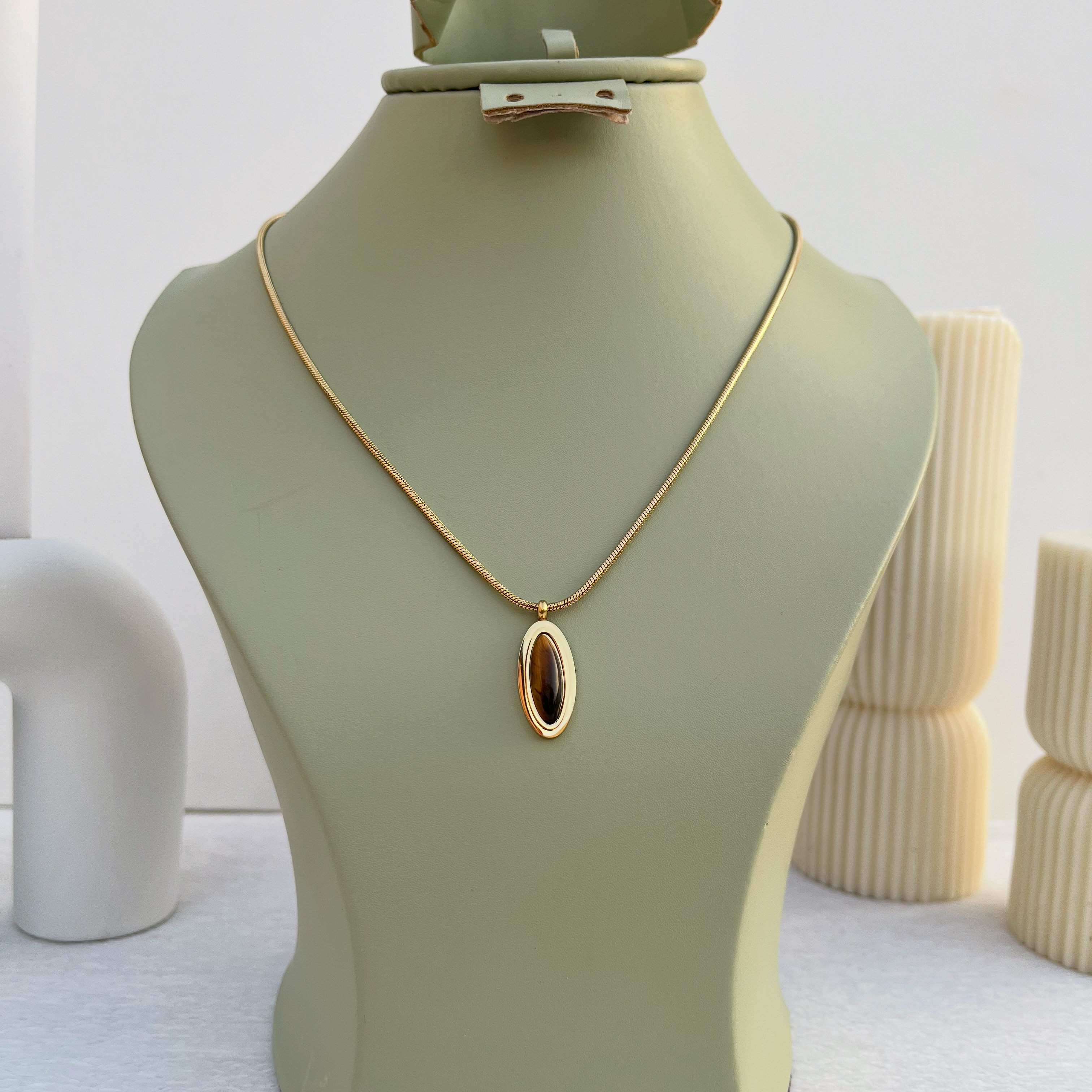 collier