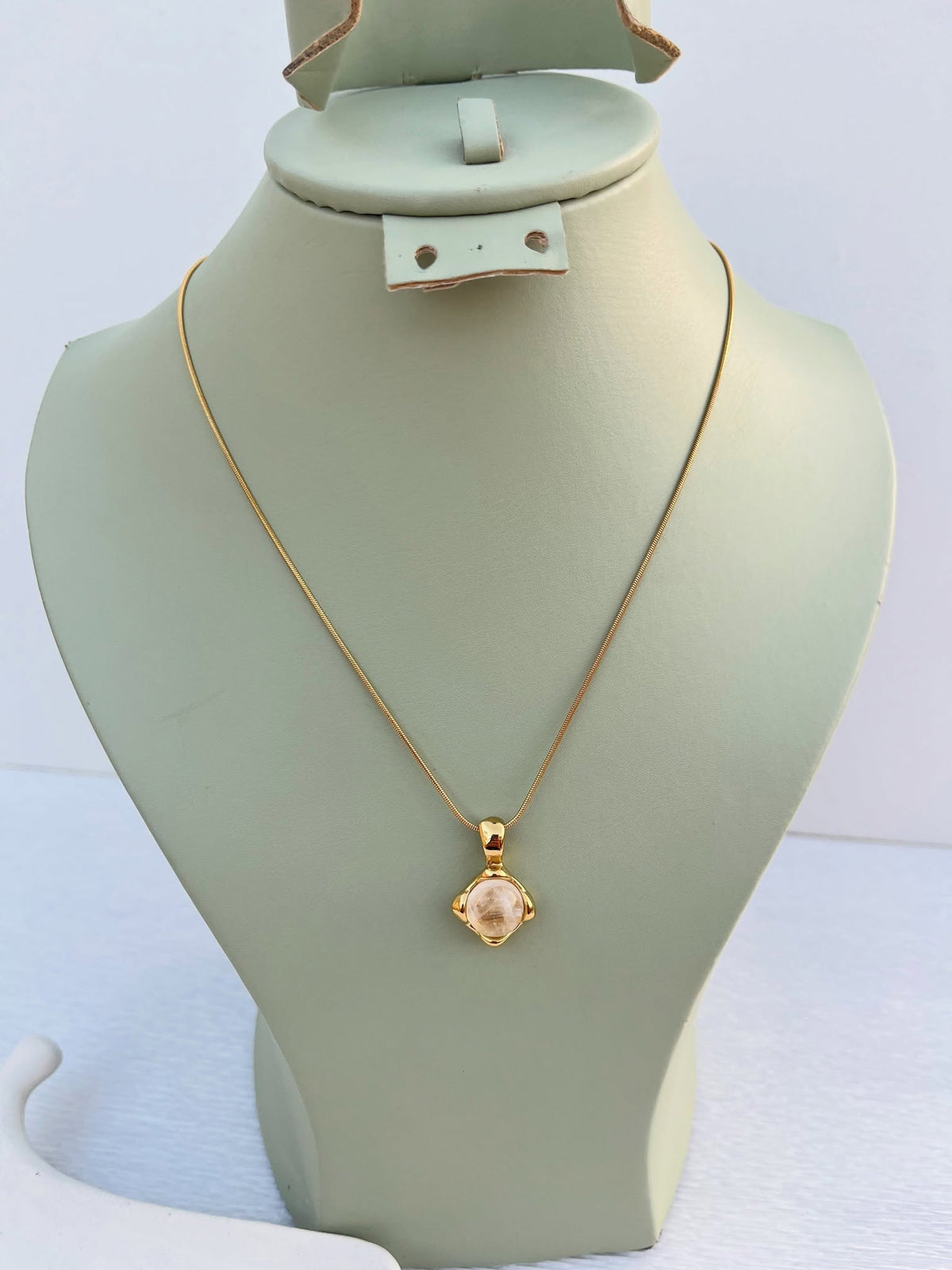 Collier Perrine