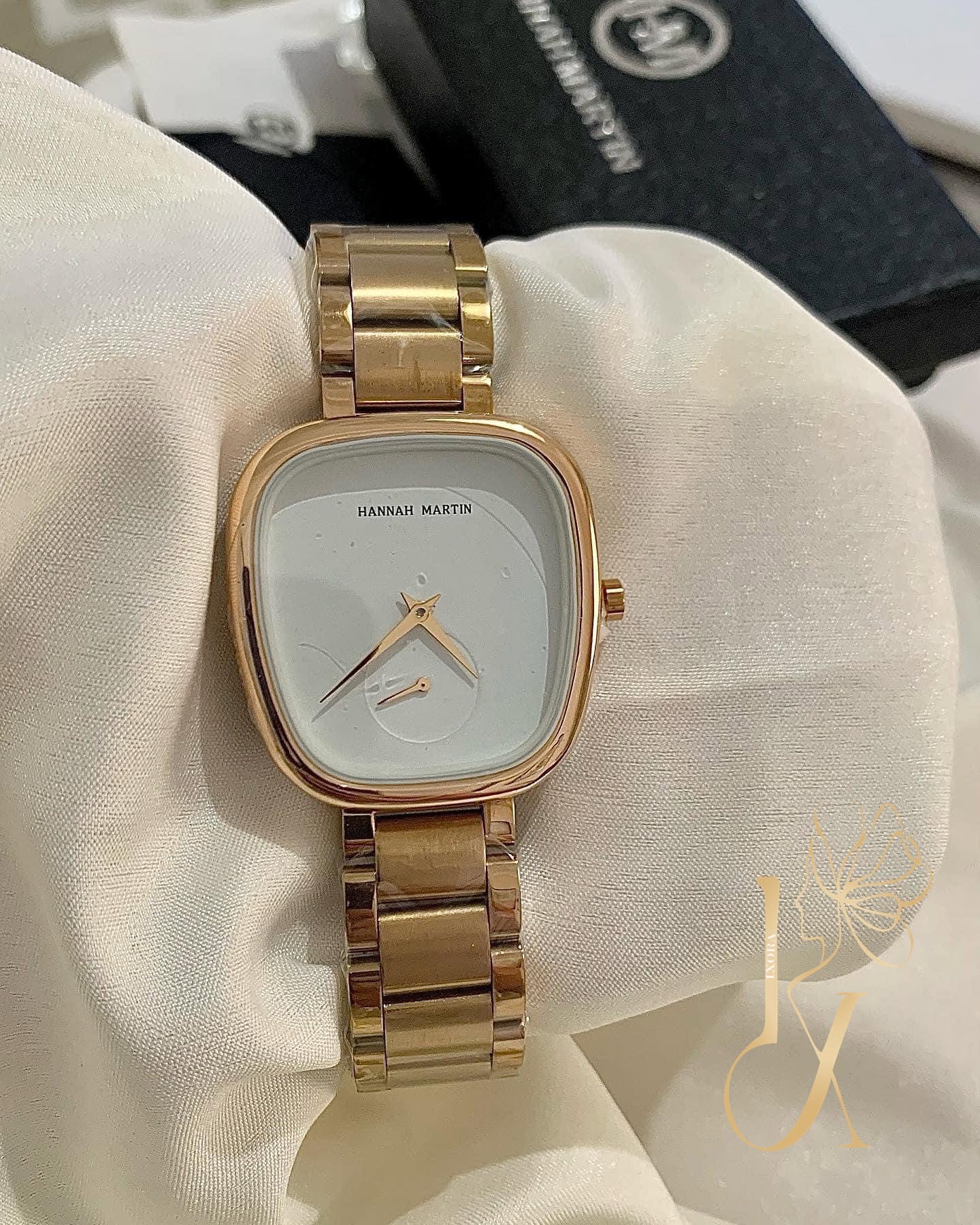 montre HANNAH MARTIN