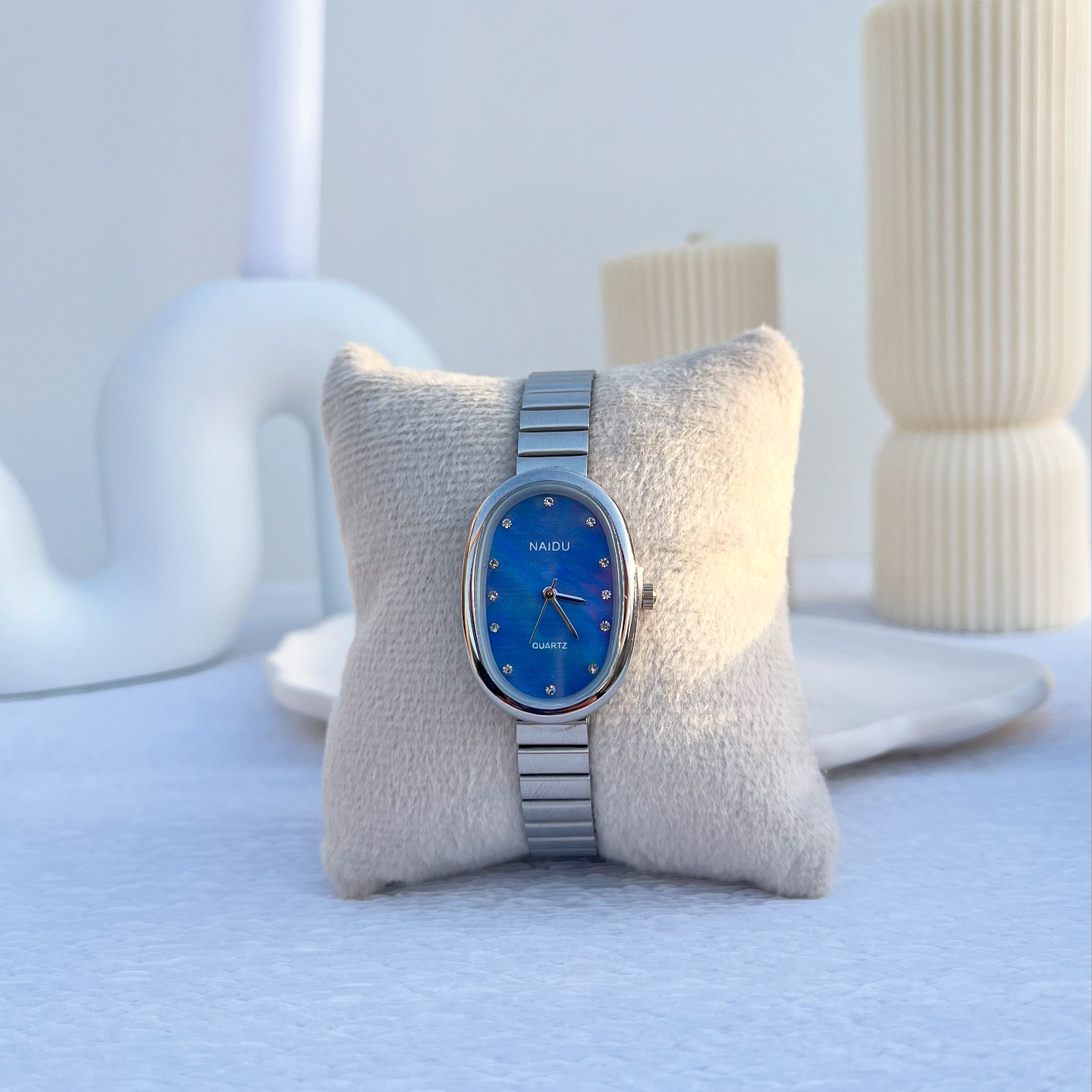 Montre NAIDU