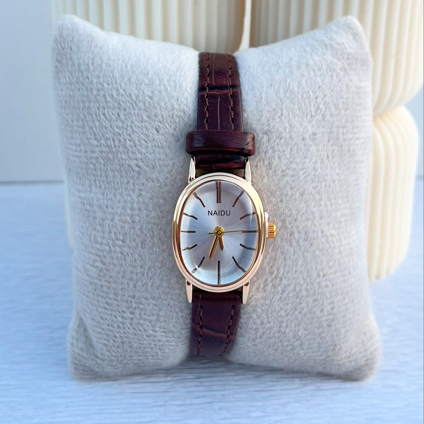 Montre NAIDU