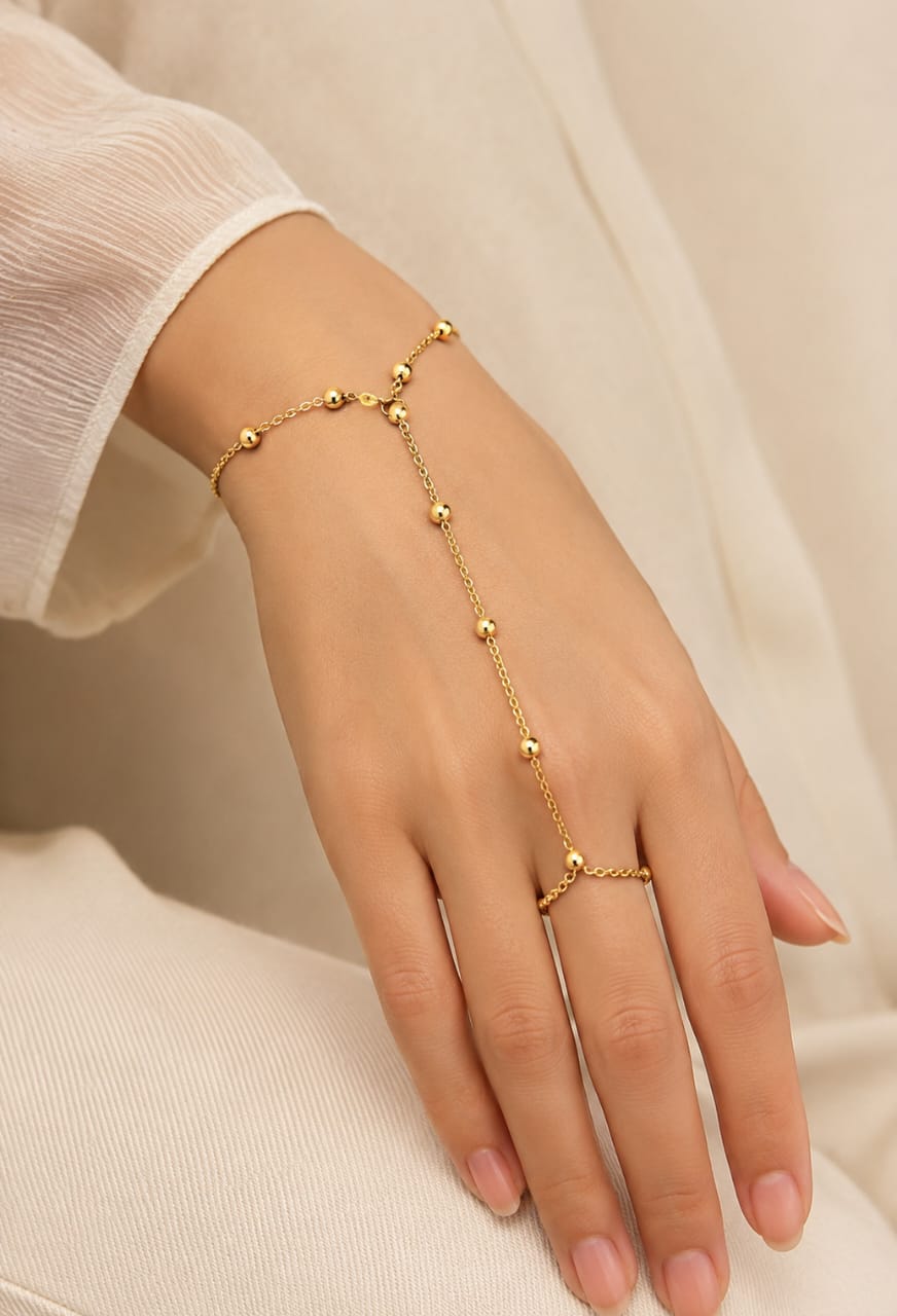 chaine de main Jacqueline